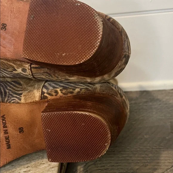 FP Movement by Free People Animal Charm Print Ankle Boots Size 38 - Picture 12 of 13